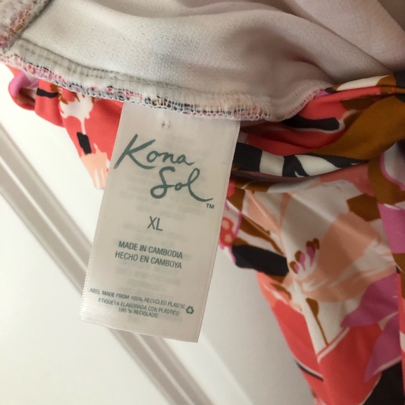 Kona Sol swimsuit size XL - Picture 3 of 3